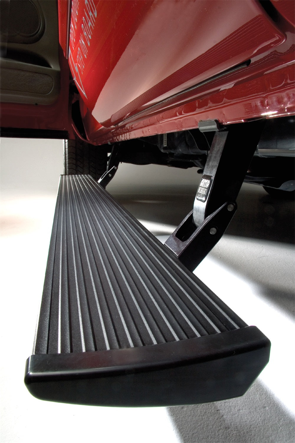 ~(53 lbs. 73X12X11)~ PowerStep Black Includes OEM style illumination