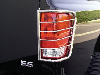 ~(5 lbs. 16X13X8)~ 1999-2000 ESCALADE  1988-98 C/K PICK UP  1992-99 SUBURBAN  1995-99 TAHOE  1988-98 C/K PICK UP  1995-99 YUKON  1999-00 DENALI GMC 2AND4WD TAILLIGHT GUARDS: BLACK